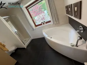 Prodej rodinného domu, Slatinky, 258 m2