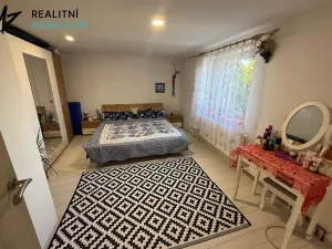 Prodej rodinného domu, Zborovice, Lesní, 260 m2