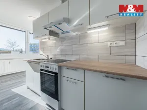 Prodej bytu 4+1, Volary, Sídl. Míru, 80 m2