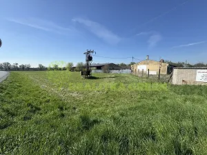 Prodej komerční nemovitosti, Holešov, 27330 m2