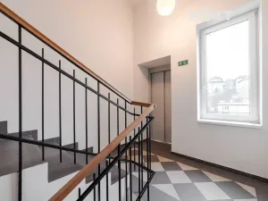 Prodej bytu 1+kk, Praha - Libeň, V zahradách, 26 m2