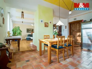 Prodej rodinného domu, Keblice, 290 m2