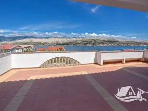 Prodej bytu 3+kk, Pag, Chorvatsko, 220 m2