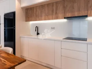 Prodej bytu 2+kk, Trikomo, Kypr, 64 m2