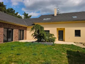 Prodej rodinného domu, Zichovec, 384 m2