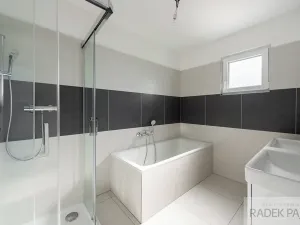 Prodej rodinného domu, Týnec nad Sázavou, Luční, 147 m2