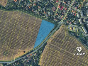 Prodej podílu pole, Chlumčany, 868 m2