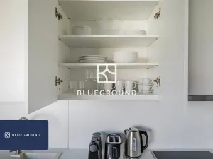 Pronájem bytu 2+kk, Praha - Holešovice, Komunardů, 56 m2