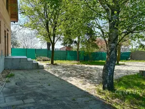 Prodej rodinného domu, Ivaň, 319 m2