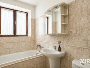 Pronájem bytu 2+kk, Úvaly, nám. Svobody, 55 m2