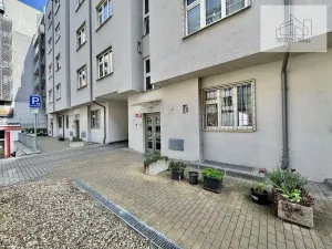 Pronájem bytu 1+kk, Praha - Karlín, Křižíkova, 24 m2