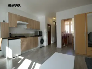 Pronájem bytu 1+kk, Brno, Gallašova, 27 m2