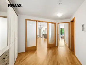 Prodej bytu 2+kk, Praha - Žižkov, Malešická, 84 m2
