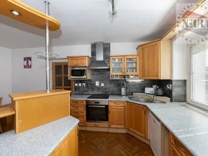 Prodej rodinného domu, Kojčice, 250 m2