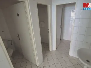 Pronájem obchodního prostoru, Kladno, Komenského, 121 m2