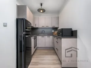 Pronájem bytu 2+kk, Praha - Kunratice, Jana Růžičky, 45 m2