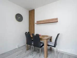 Prodej bytu 3+1, Děčín, Oblouková, 74 m2