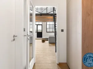 Pronájem bytu 3+kk, Praha, Kolbenova, 85 m2