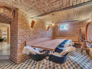 Pronájem obchodního prostoru, Chrudim, V Hliníkách, 172 m2