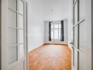 Prodej bytu 3+1, Praha - Nové Město, Spálená, 100 m2