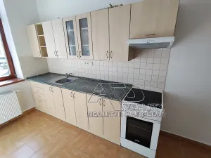 Pronájem bytu 2+1, České Budějovice, Pražská tř., 72 m2