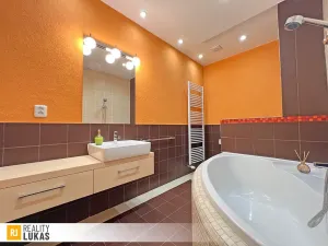 Pronájem kanceláře, Ostrava, Mírová, 95 m2