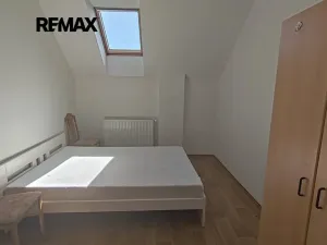 Pronájem ubytování, Drahelčice, V Brance, 164 m2