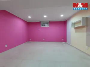 Prodej obchodního prostoru, Karlovy Vary - Drahovice, Vítězná, 147 m2