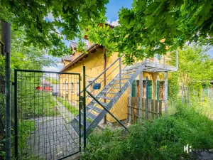 Prodej apartmánu, Květnice, Na Ladech, 460 m2