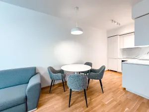 Pronájem bytu 2+kk, Praha - Holešovice, U průhonu, 51 m2