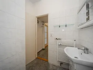 Pronájem bytu 1+1, Praha - Vršovice, Volyňská, 49 m2