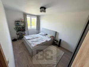 Pronájem bytu 2+kk, Praha - Vysočany, Pod Harfou, 56 m2