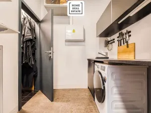 Prodej obchodního prostoru, Praha - Smíchov, Pod Barvířkou, 73 m2