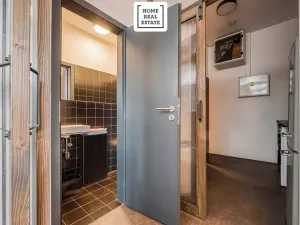 Prodej komerční nemovitosti, Praha - Smíchov, Pod Barvířkou, 73 m2