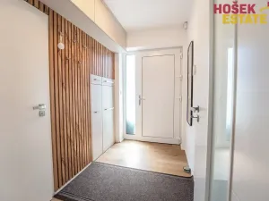 Pronájem rodinného domu, Holubice, 122 m2