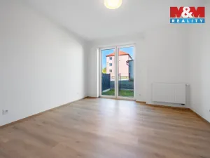 Pronájem bytu 2+kk, Dobřany, 55 m2