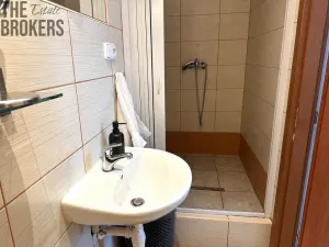 Pronájem bytu 2+kk, Praha - Košíře, Plzeňská, 36 m2