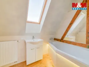 Pronájem bytu 1+kk, Cheb, Zlatá, 36 m2