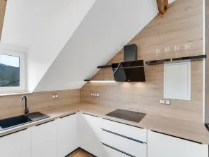 Prodej komerční nemovitosti, Praha, V Podbabě, 90 m2