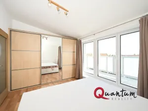 Pronájem bytu 2+kk, Jesenice, Sluneční, 66 m2