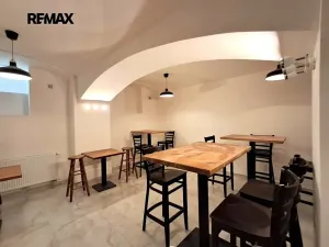 Pronájem obchodního prostoru, Praha - Žižkov, Víta Nejedlého, 71 m2