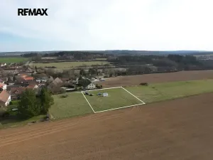 Prodej pozemku pro bydlení, Čerňovice, 2501 m2