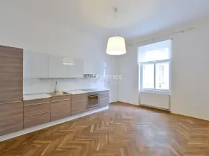 Pronájem bytu 3+kk, Praha - Vinohrady, náměstí Jiřího z Poděbrad, 93 m2