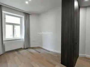 Pronájem bytu 4+kk, Praha - Vinohrady, náměstí Jiřího z Poděbrad, 107 m2