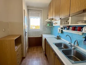 Prodej bytu 3+1, Rostoklaty, 52 m2