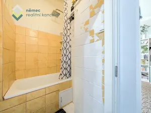 Pronájem bytu 2+kk, Praha - Vysočany, Mlékárenská, 56 m2