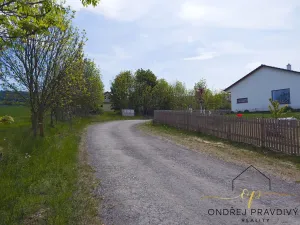 Prodej pozemku pro bydlení, Skuhrov, 984 m2