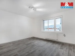 Pronájem bytu 2+1, Liberec, Holubova, 42 m2
