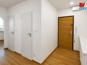 Pronájem bytu 3+1, Pardubice - Studánka, Erno Košťála, 70 m2