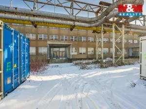 Prodej výrobních prostor, Kladno, Buštěhradská, 2602 m2